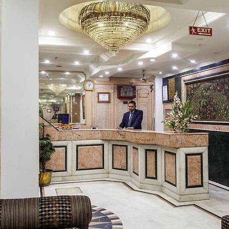 Hotel Sunstar Residency Делі Екстер'єр фото