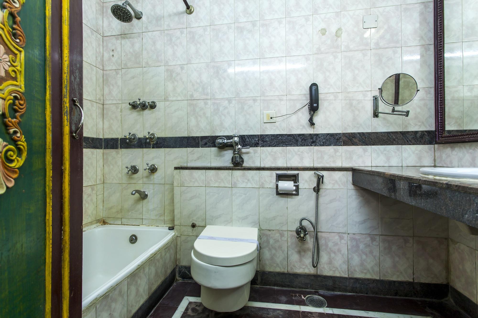 Hotel Sunstar Residency Делі Екстер'єр фото