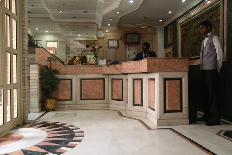 Hotel Sunstar Residency Делі Екстер'єр фото