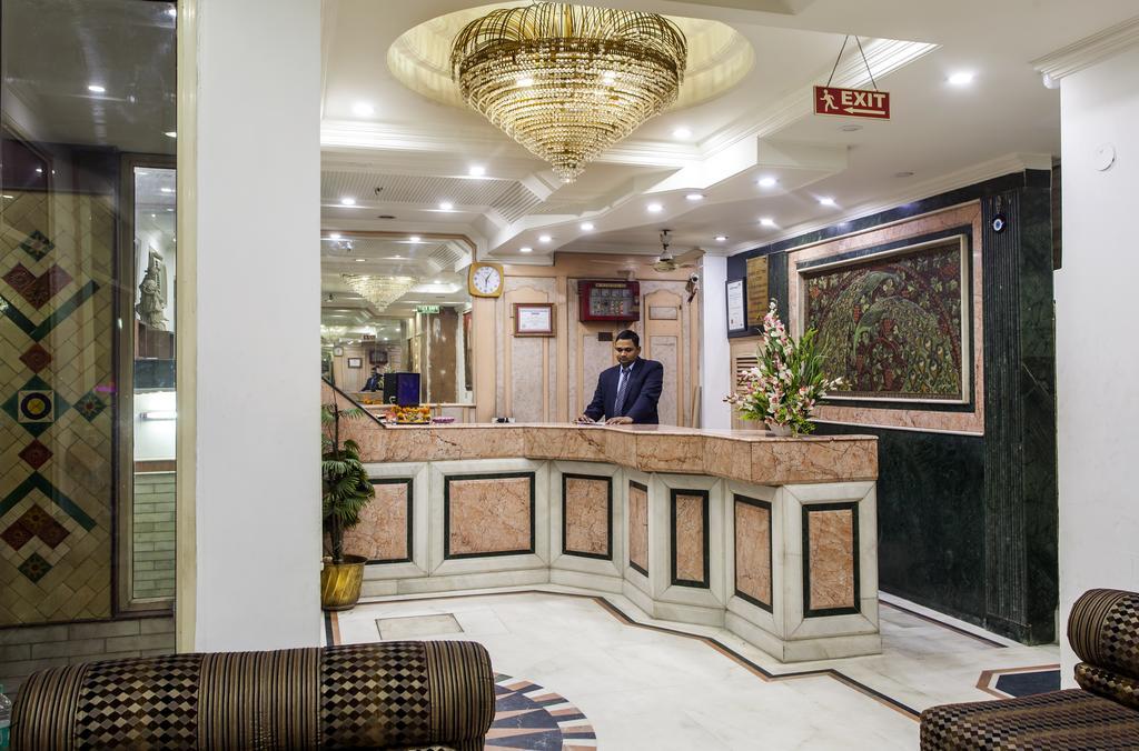 Hotel Sunstar Residency Делі Екстер'єр фото